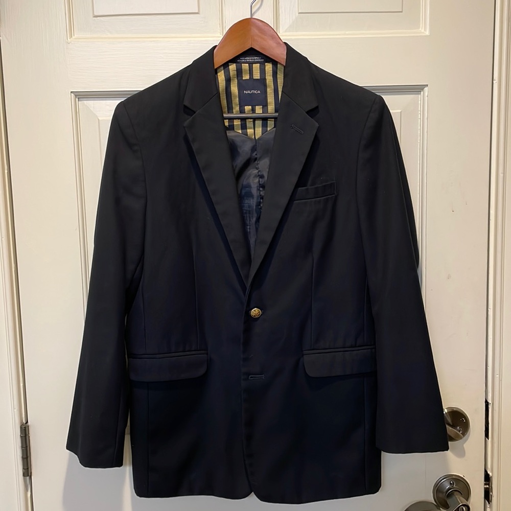 Nautica boys navy blazer, great condition, size 18